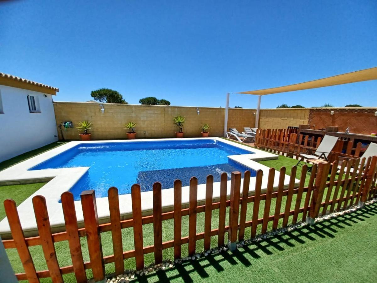 Ohana Chiclana de la Frontera Exterior photo